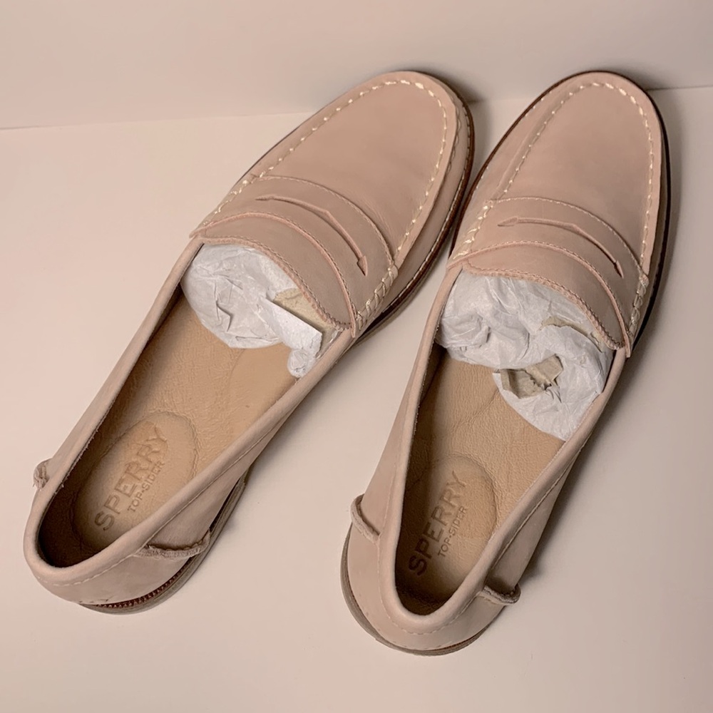 NWOT All Leather Sperry Loafers in BLUSH Soft Pink color
